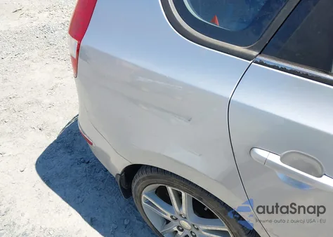 2010 Hyundai Elantra Touring Se from USA, damaged, VIN KMHDC8AE1AU056746